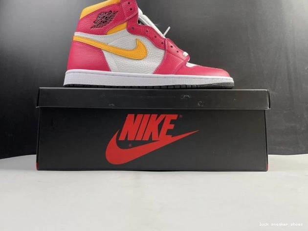 Rep LUCY Red OGLight 555088-603 Jordan 1 Air High Fusion 0807